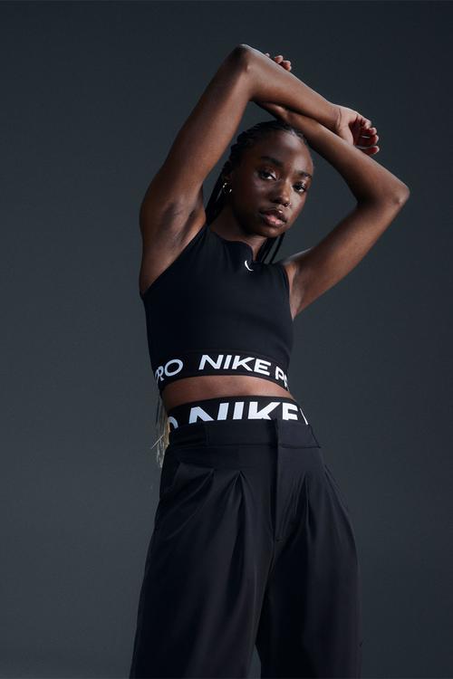 Pro Crop Tank - Black/White