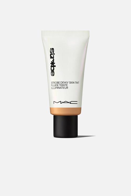 Strobe Dewy Skin Tint - Medium 3