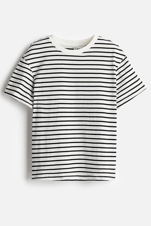 Oversized T-shirt - white striped