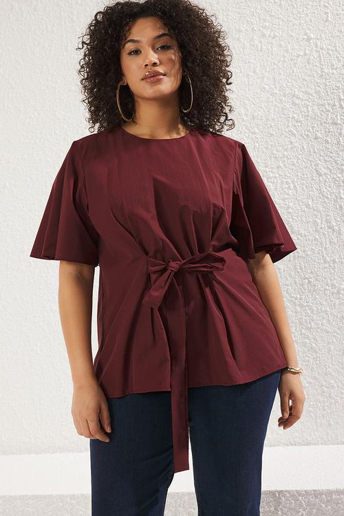 Plus size red binding detailed woven blouse - bordeaux