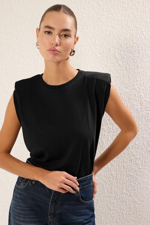 Relaxed Padded Shoulder Knitted T-Shirt - Black