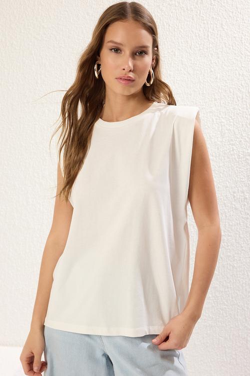 Relaxed Pattern Padded Knitted T-Shirt - Ecru
