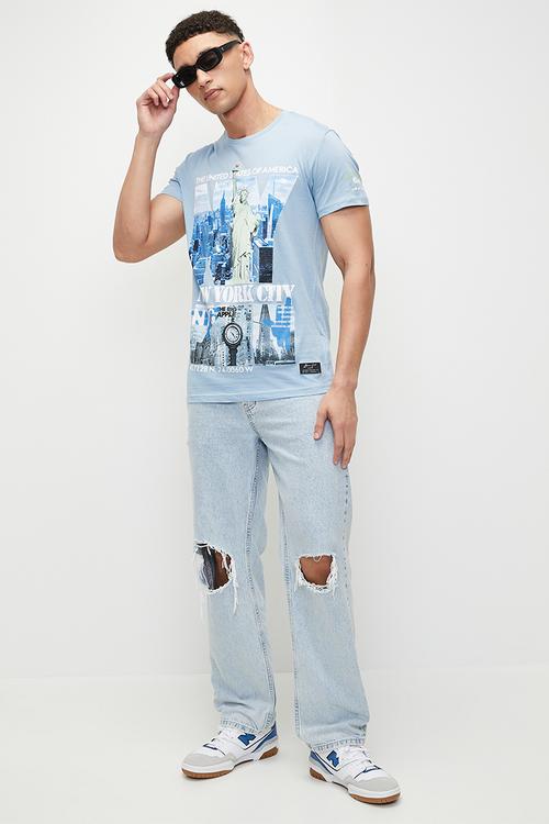 T-Shirts - Light Blue