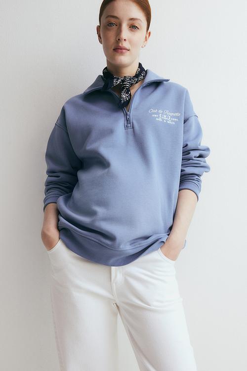 Mama zip-top sweatshirt - dusty blue & club de raquette