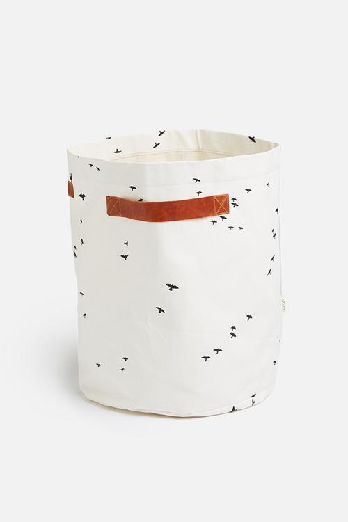 Birds laundry basket