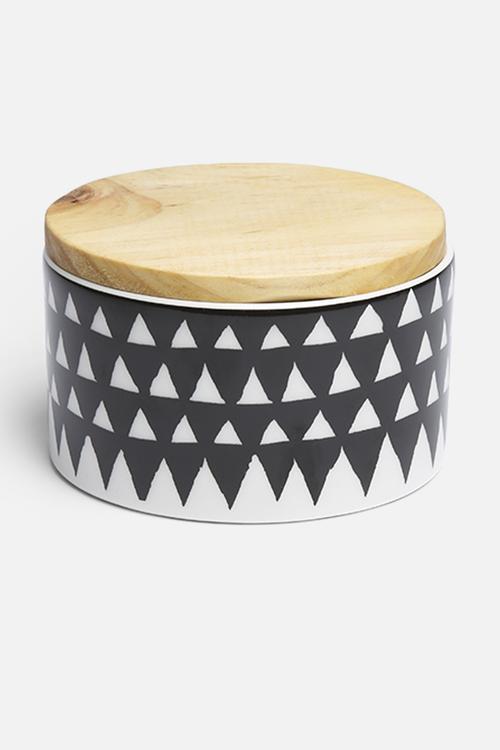 Triangle jar with lid