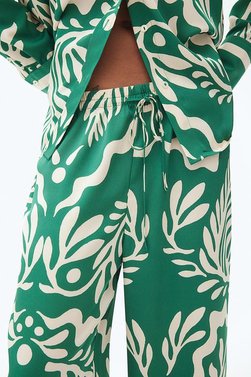Drawstring twill trousers - green patterned