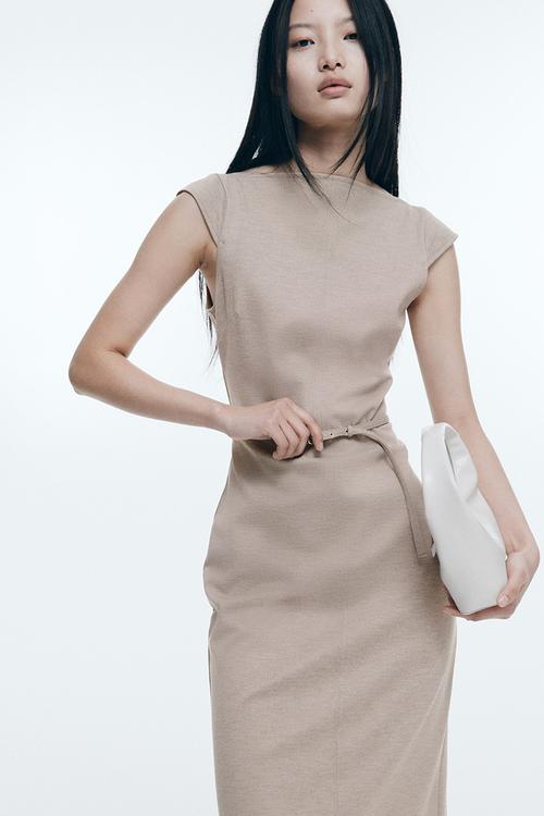 Belted cap-sleeved dress - beige