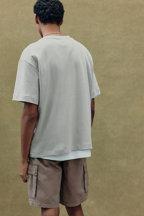 Relaxed fit cargo shorts - beige
