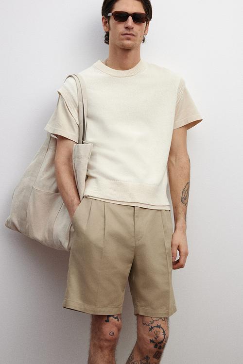 Regular fit crease-leg shorts - beige