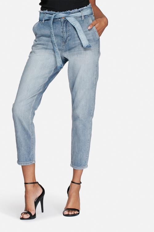 True relax ankle jeans