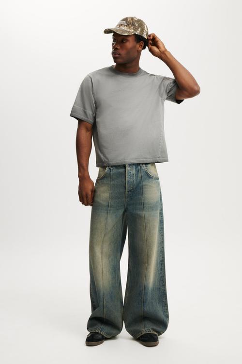 Cropped Fit Y2K T-shirt - Slate Stone Panel