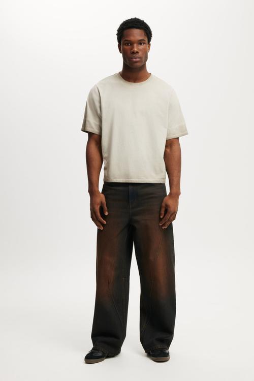 Cropped Fit Y2K T-shirt - Sand Dune Panel