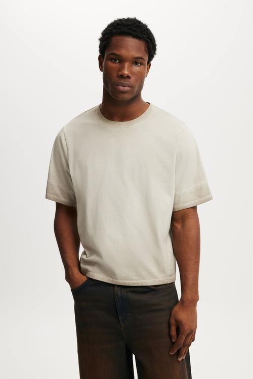 Cropped Fit Y2K T-shirt - Sand Dune Panel