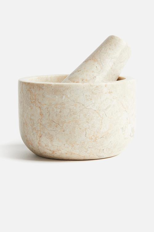 Marble mortar and pestle - beige