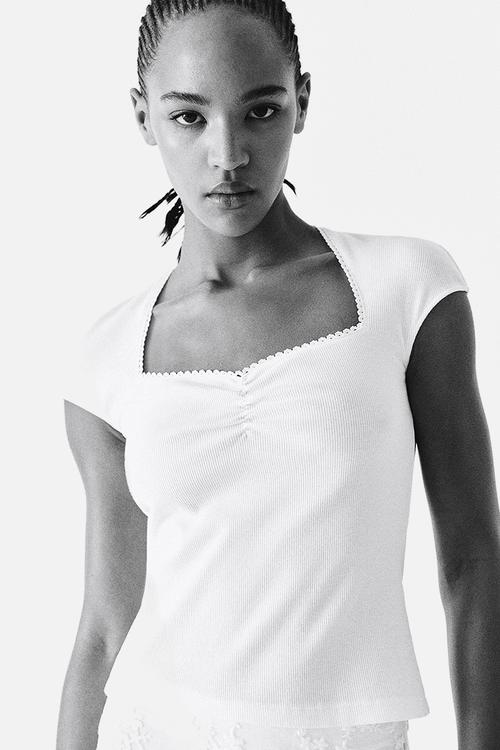 Ribbed sweetheart-neck top - white