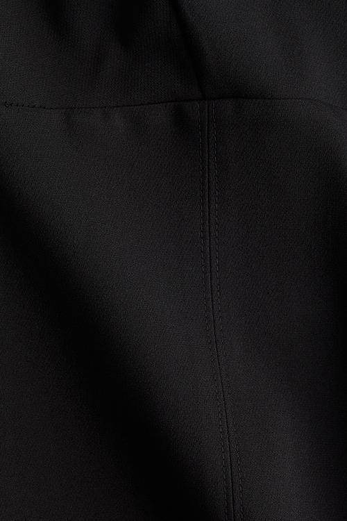 Tapered-waist vest top - black
