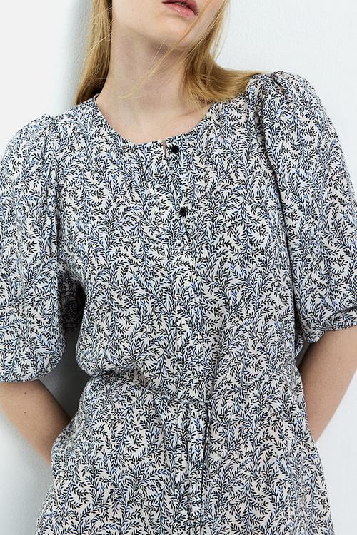 Tie-belt dress - white/blue patterned