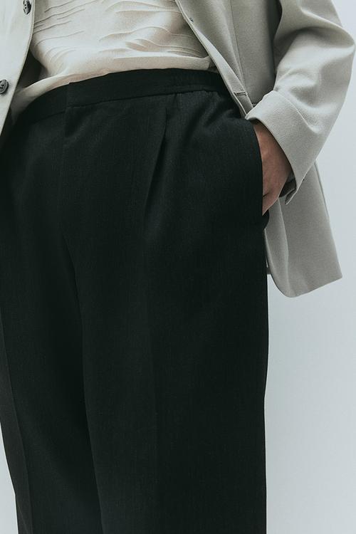 Regular fit crease-leg trousers - black
