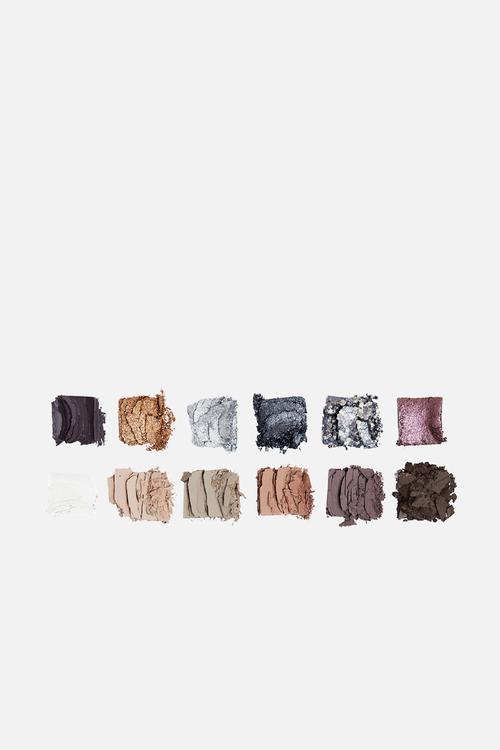 Beauty  - The Smokey Icon Grunge