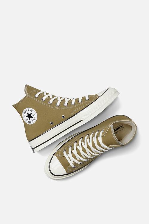 CHUCK 70