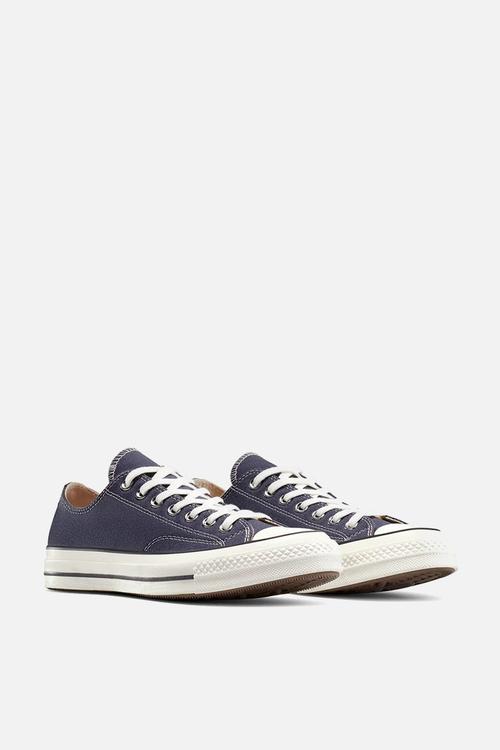 CHUCK 70