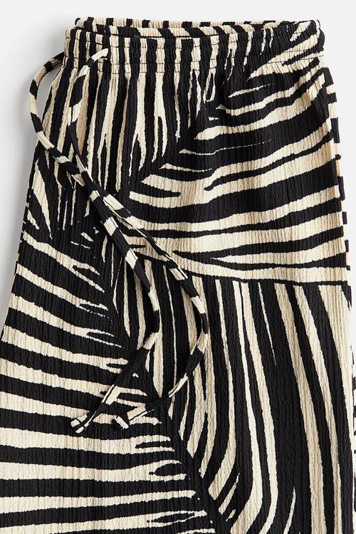 Wide pull-on trousers - black/patterned