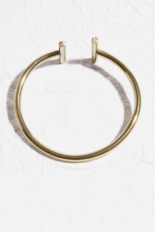 Oasis spear brass bangle
