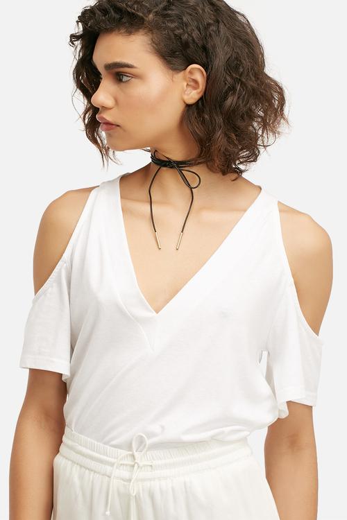 Leather tie choker 