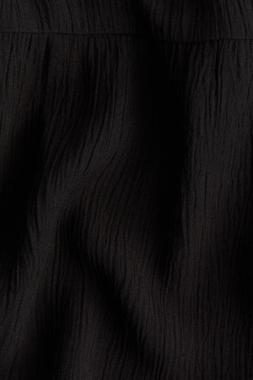 Smocked tiered skirt - black