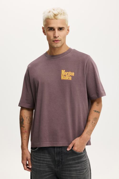 Cropped fit music T-shirt - lcn bra dark oak / morgan wallen