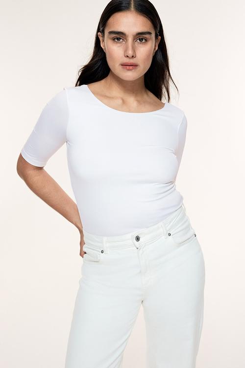 Ballerina-neckline top - white
