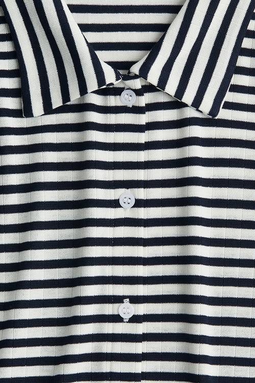 Ribbed short-sleeved shirt - black striped