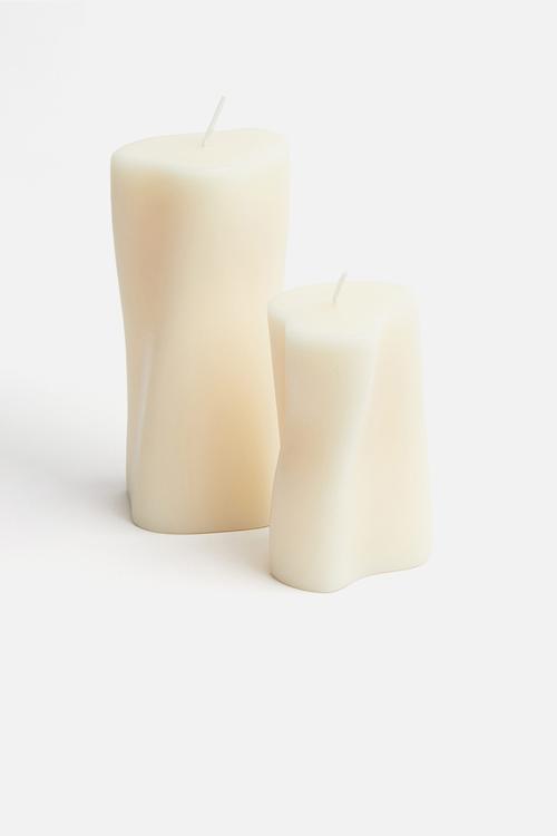 Asymmetric pillar candle - white