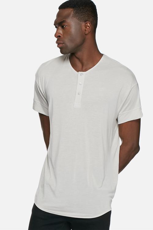 Splint neck tee