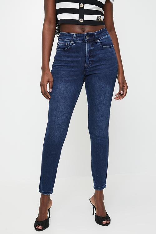 Eva Curvy Dark Wash Skinny - Dark Blue