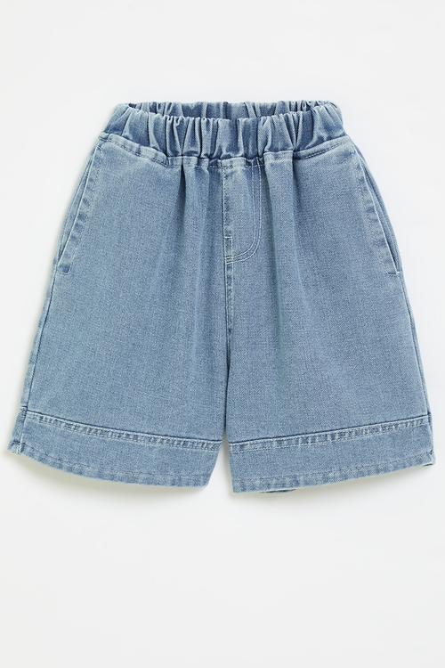 Cuffed hem denim shorts with side seam pockets - blue