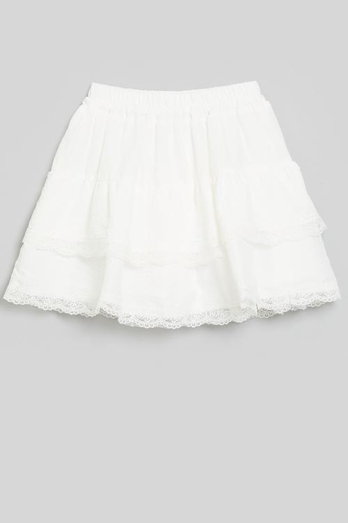 Tiered shorts with lace detail-white