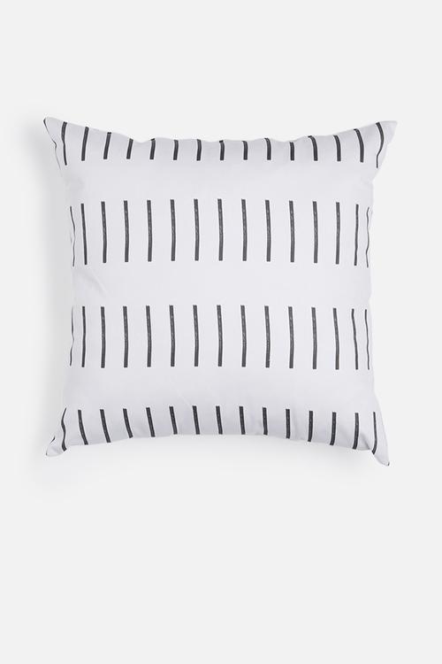 Dash printed cushion