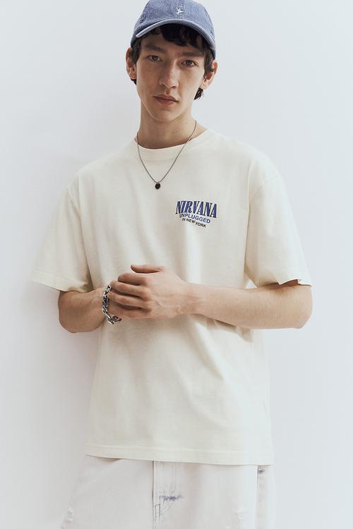 Loose fit vintage-look printed t-shirt - light beige nirvana