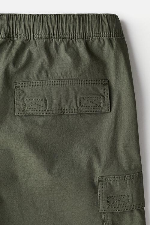 Regular fit cargo shorts -  khaki green
