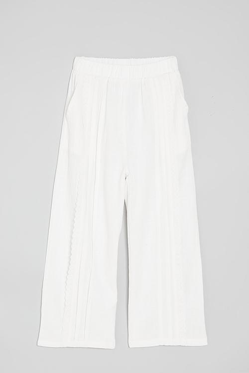 Wide leg pants with slanted inset pockets - white
