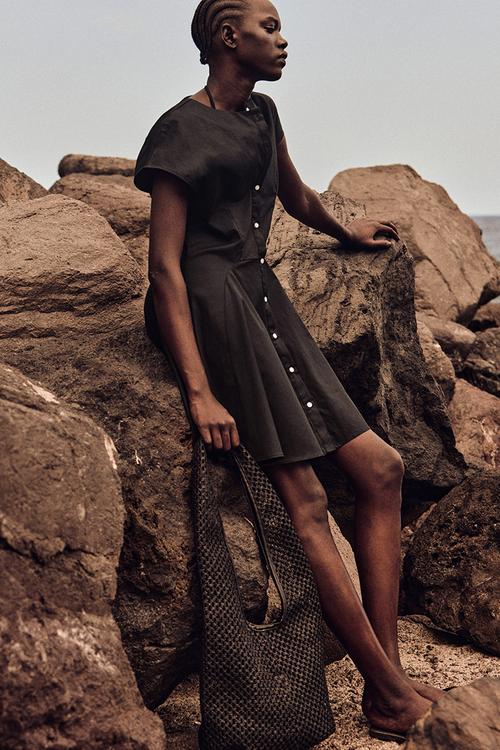 Button-front cotton dress - black