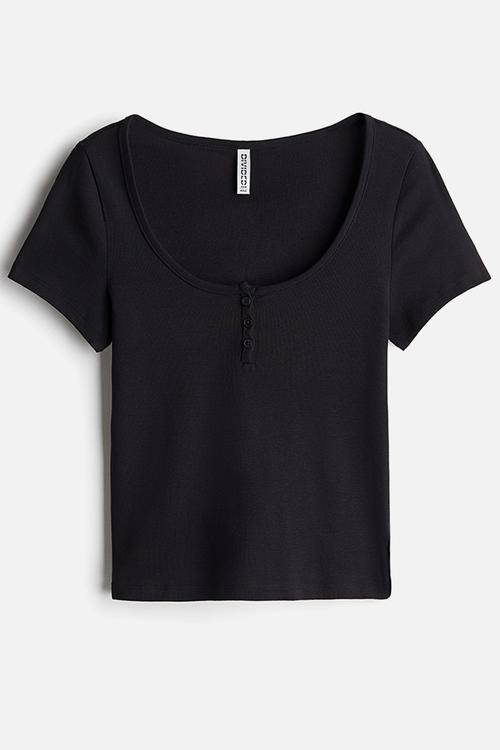 Button-top scoop-neck T-shirt - black