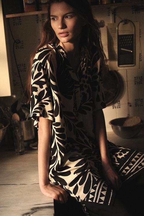 Viscose tunic dress - white & black patterned