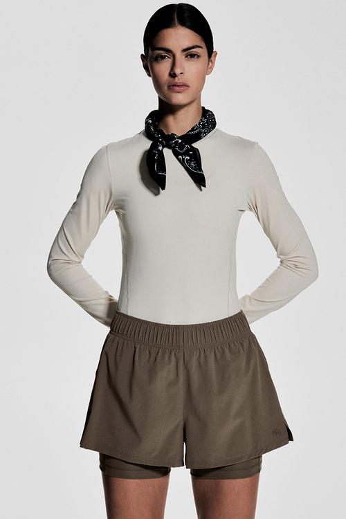 Double-layered running shorts with drymove™ - dark beige