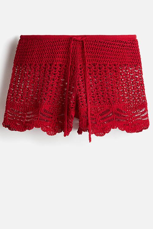 Crochet-look beach shorts - red