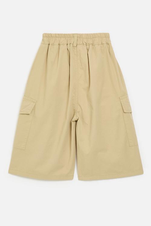 Multi pocketed cargo shorts - wheat brown
