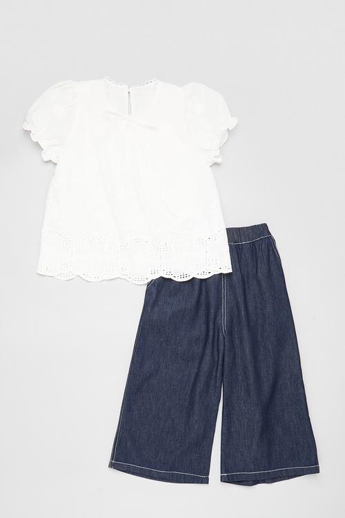Embroidered lace trim top with flared jeans - white/dark navy