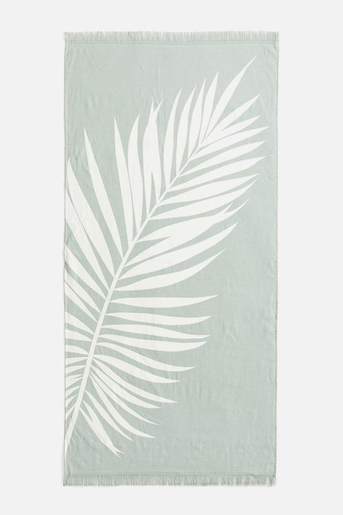 Fringed beach towel - light dusty green/patterned